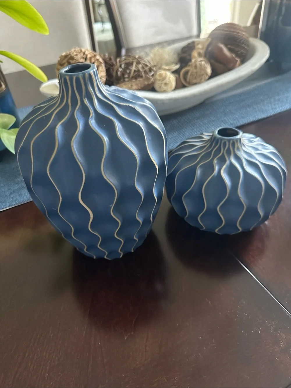 Ceramic Blue Wavy Pattern Decorative Vases